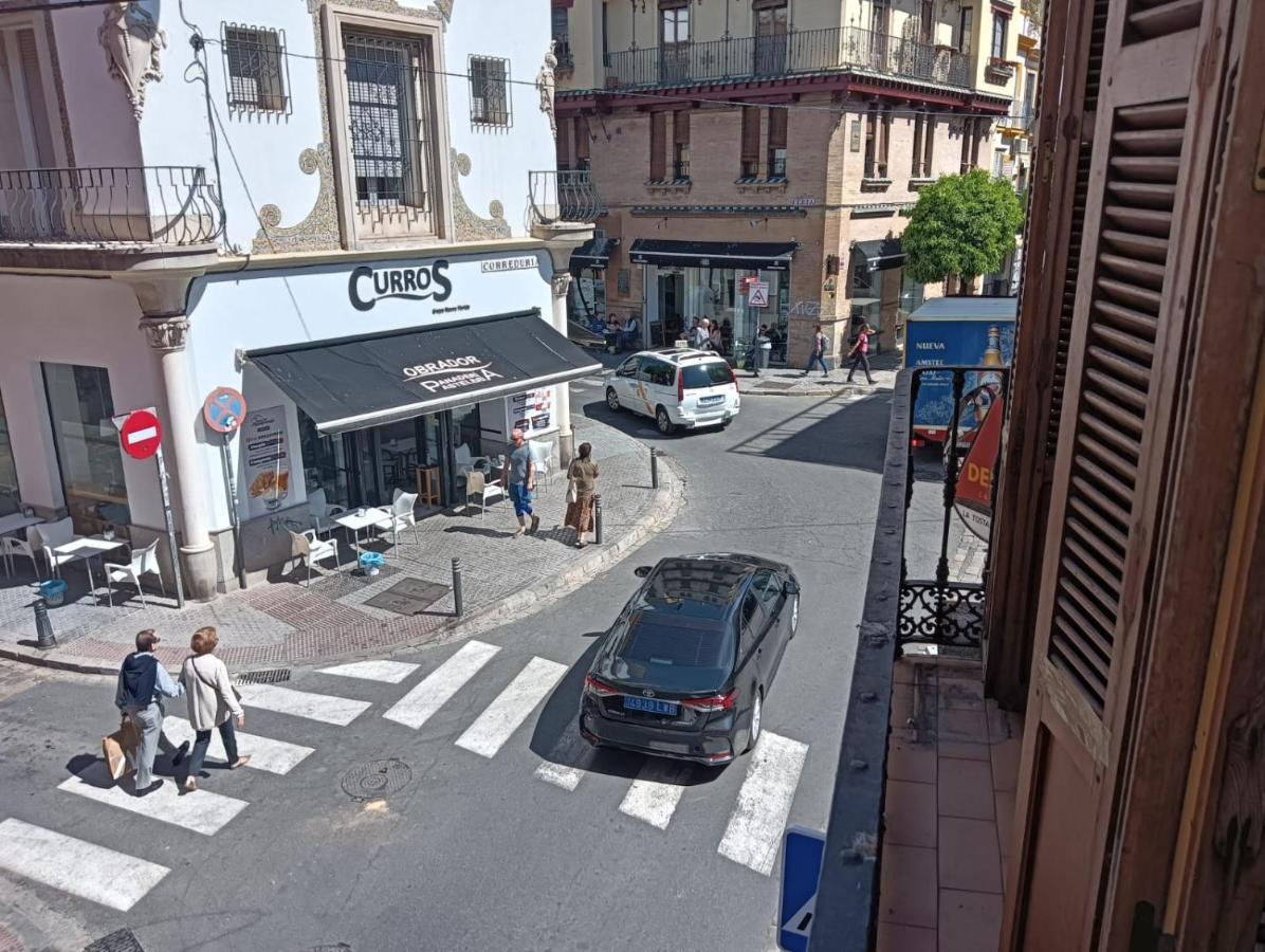 Apartamento Calle Feria Севиля Екстериор снимка